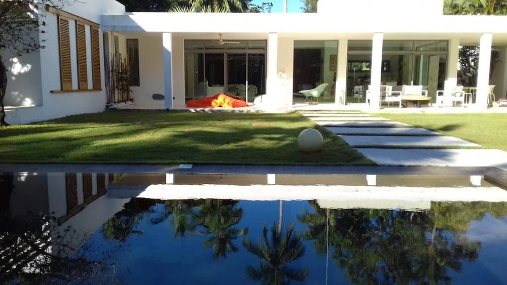 Villa Joyosa- Las Terrenas Beachfront Villa