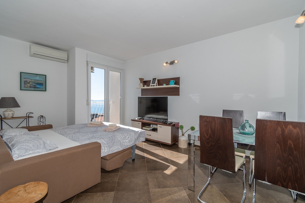 Trstenik Beach apartment