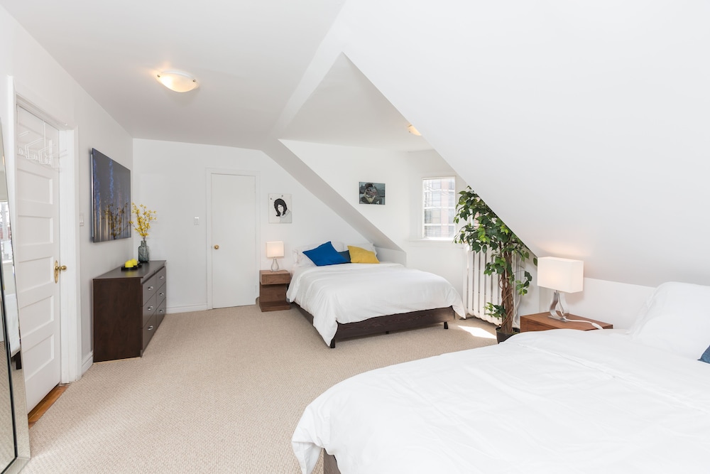 Applewood Suites - Palmerston Avenue - Image 5