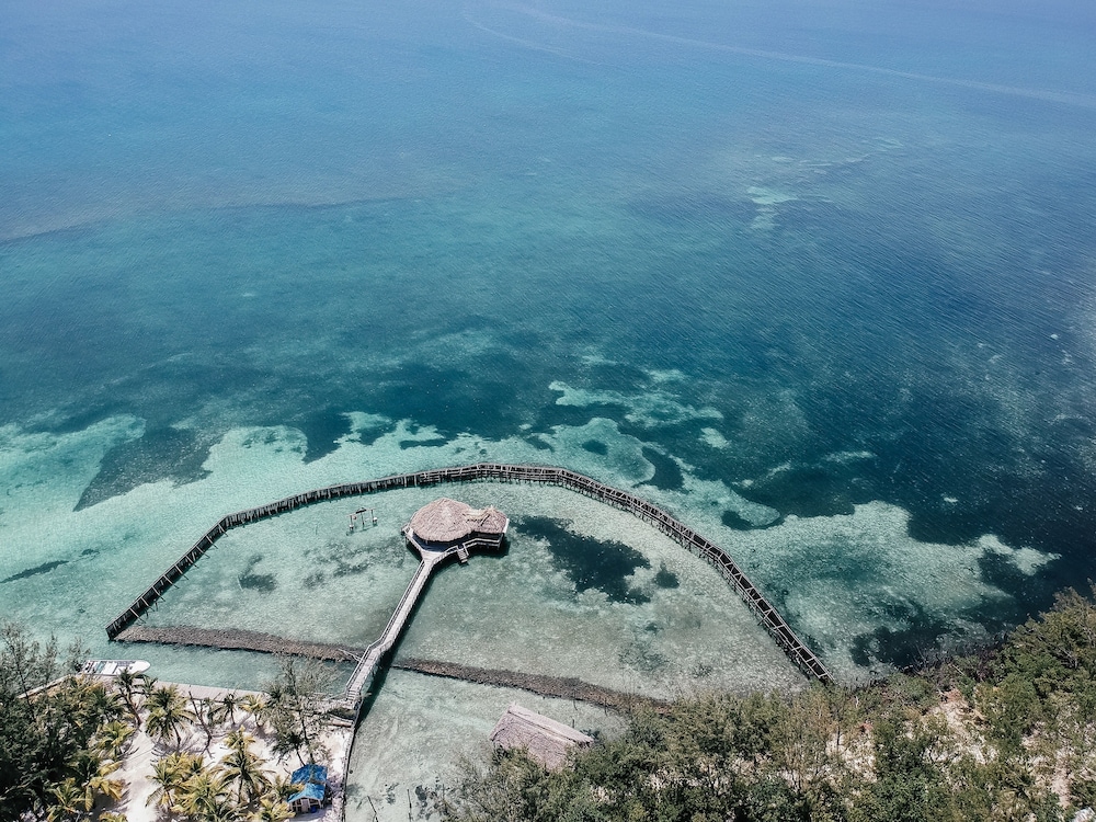 Thatch Caye, a Muy'Ono Resort