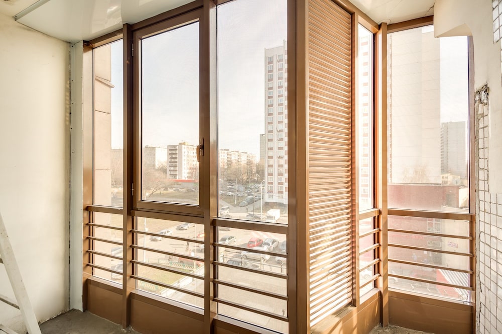 #513 OREKHOVO APARTMENTS with shared bathroom