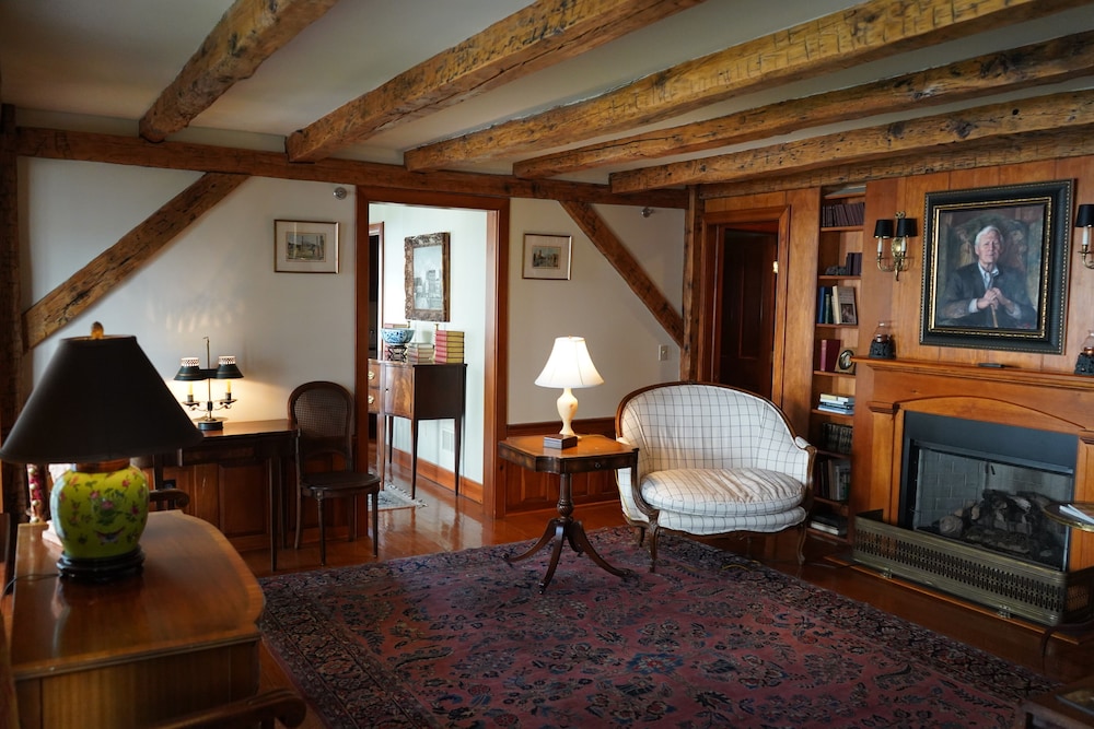 The 1708 House