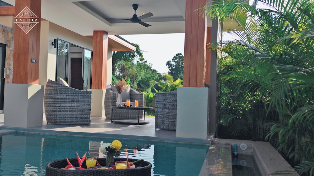 Santi Tara Villas