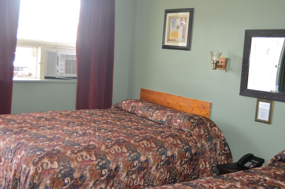 Thunder Bay Vacations - Modern Motel - Property Image 1