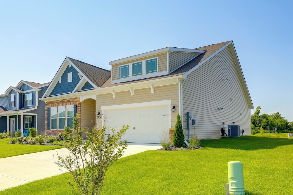 Recently Built Home w/ View, 3 Mi to Bethany Beach