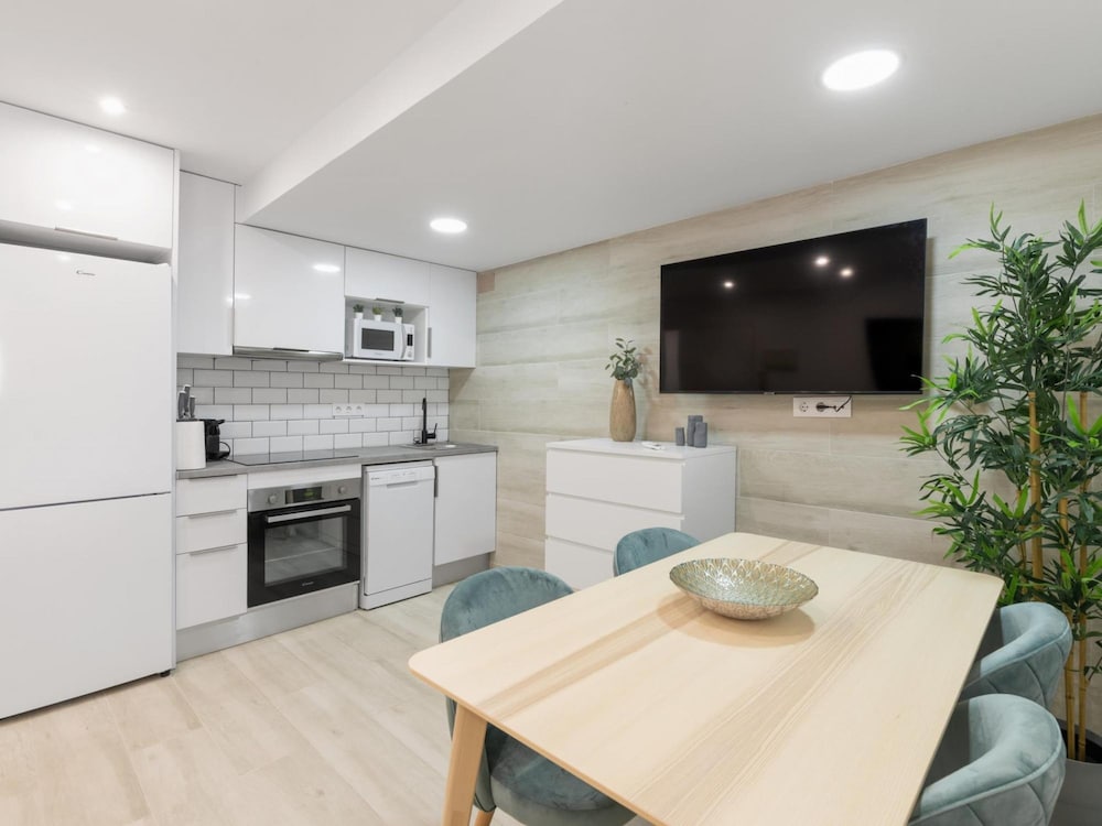 Apartamento en Playa con Piscina Aacc