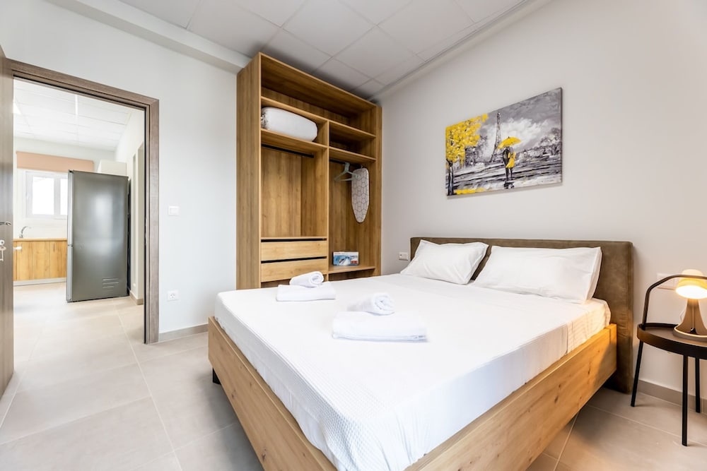 Euphoria Apartment in Nea Ionia