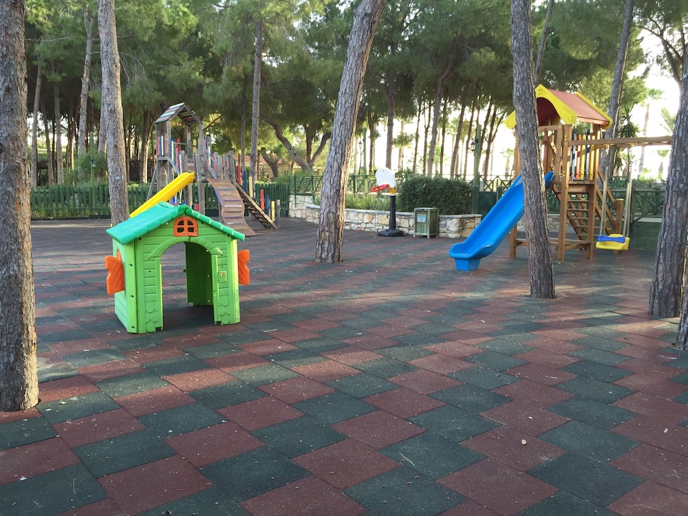 Champion Holiday Village - All Inclusive