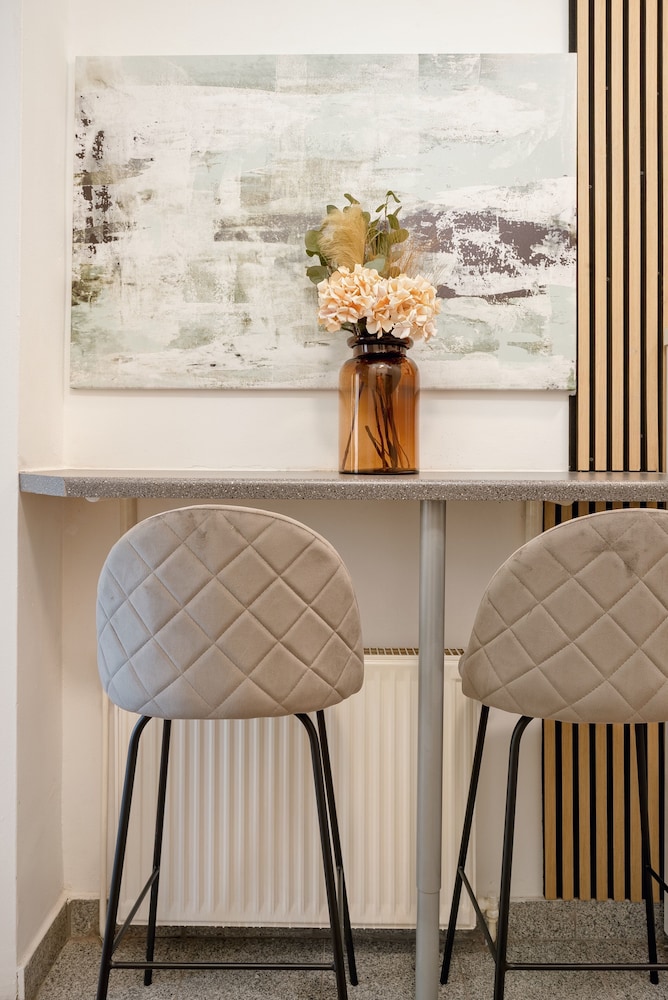 Designer Apartments - Near Danube