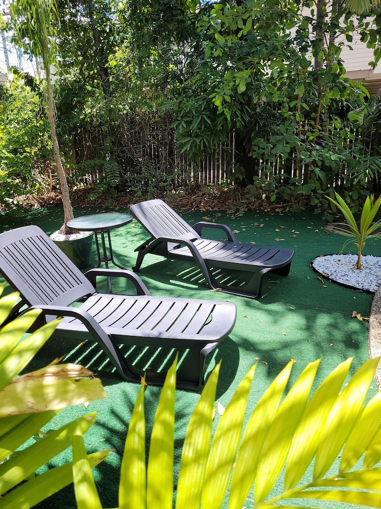 Travellers Paradise Heritage Historical Place - Hostel