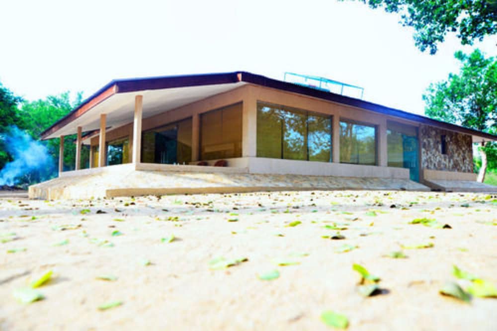 Yala Crocodile Park