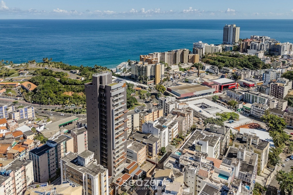 Apartments in a Building With a Pool 800m From the Beach in Salvador - EDF