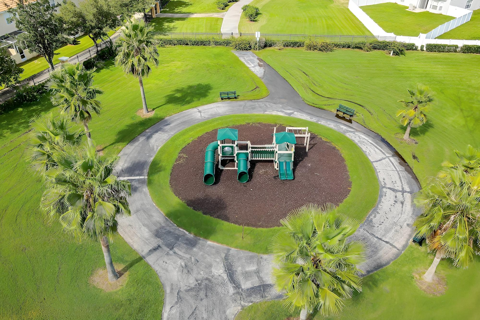 Newly Remodeled Family Home w/ Pool Near Disney! - Image 5