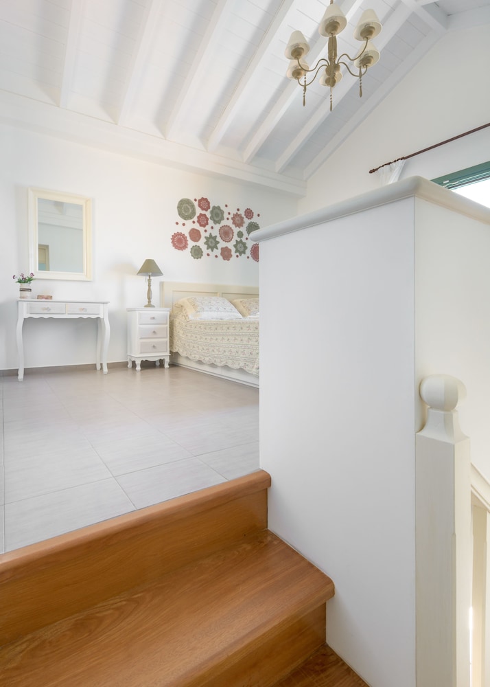 Blue Wave Symi photo 5