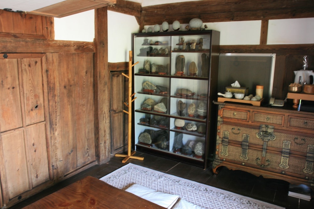 Yi Jin-rae's Historic House