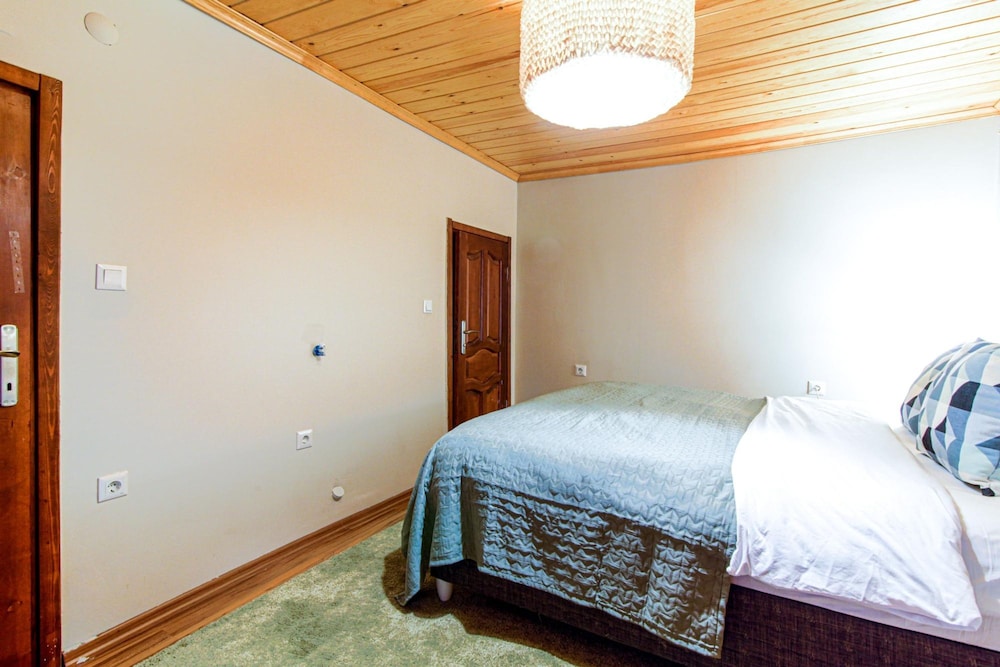 Historical Duplex Villa With Patio in Beyoglu
