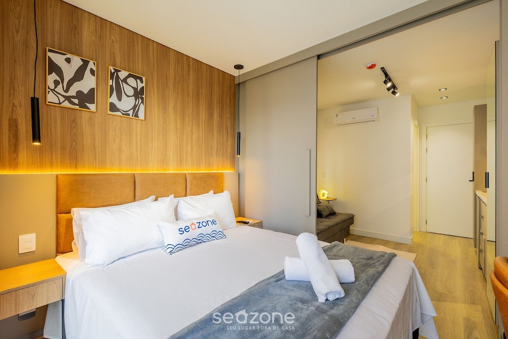 Studios With Side Sea View at Penha Spot PSO - L