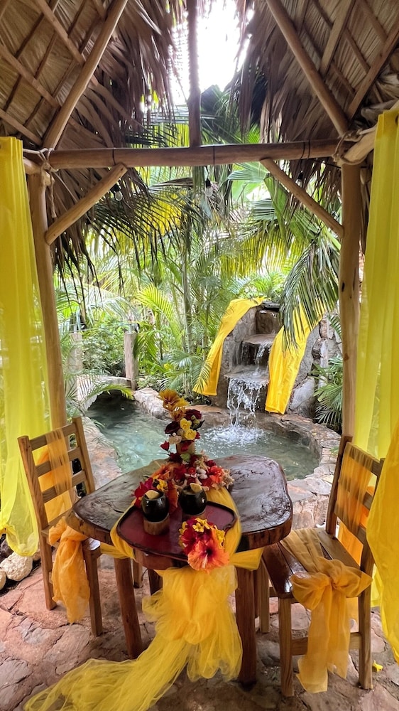 CHALET TROPICAL Hotel & Restaurant-Pizzeria