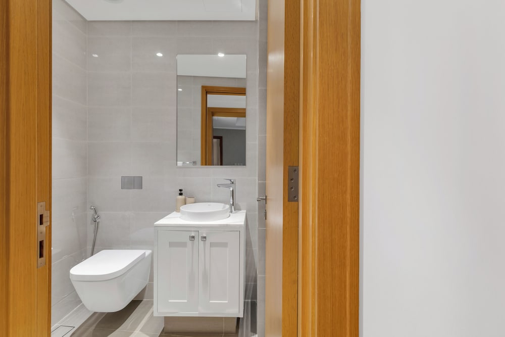 Roomszy Residences - Opera Grand