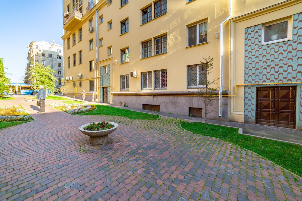 Apartment on Tverskaya 25