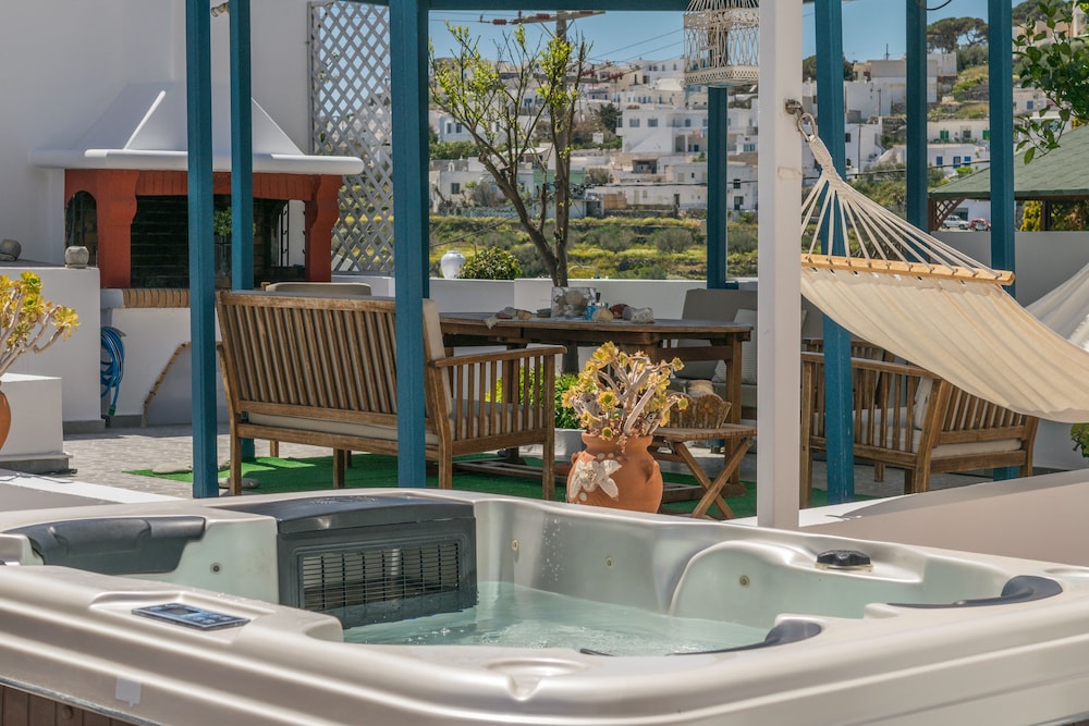 Vivere Houses