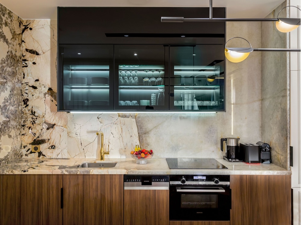 Merveil Luxury Suites - Grenelle I-II