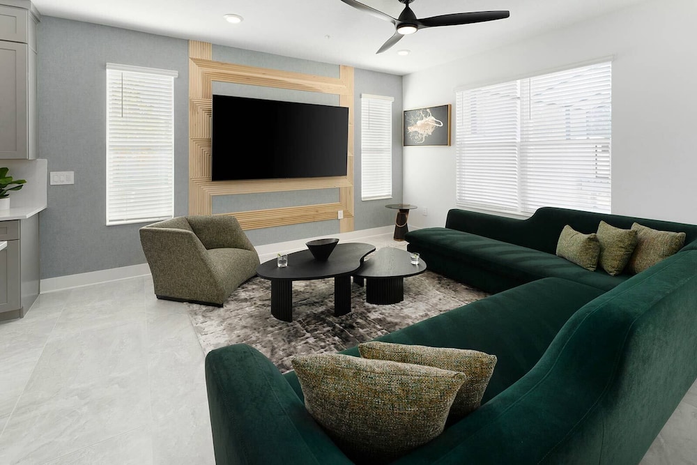 Vor5346aa: 5 Bed, Gamer's Paradise, Pool