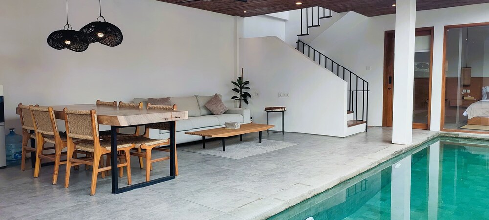 Villa Casanaya Pererenan Canggu