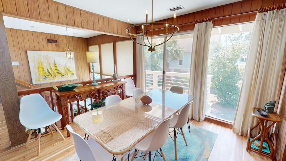 6 7th Street by Tybee Vacation Rentals