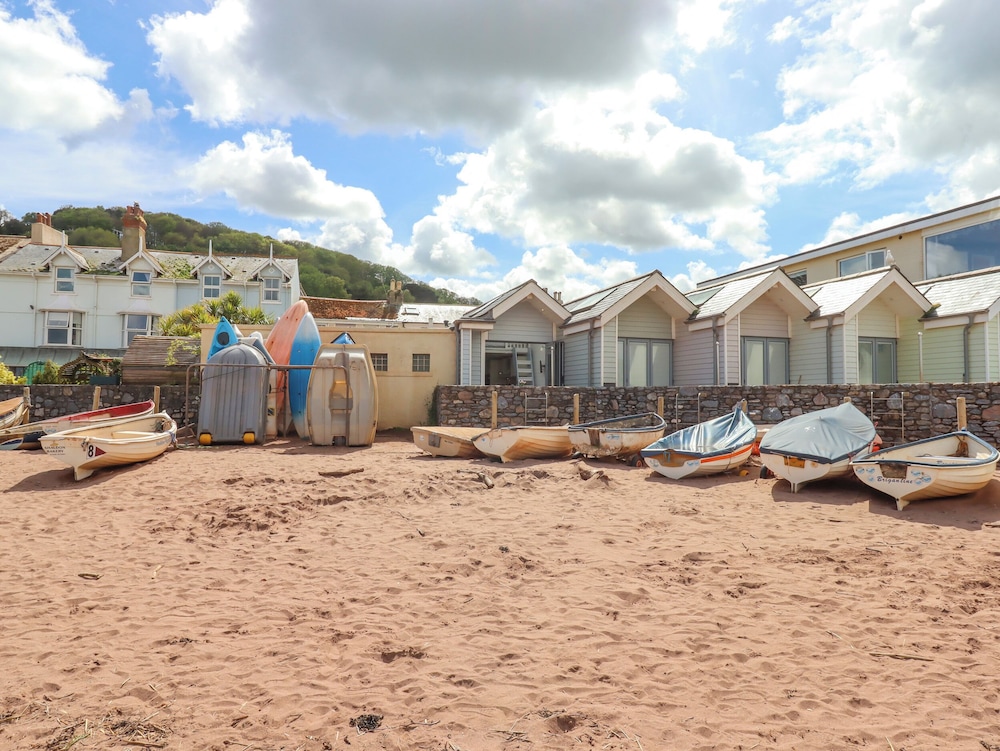Beach Hut 5