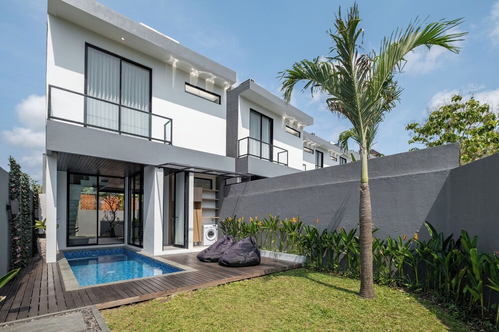 Private Villa Ayra 8F 10min MelastiBeach