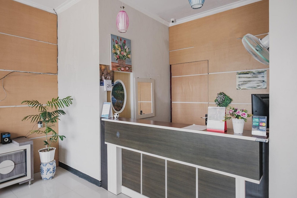 RedDoorz Syariah near Balai Kota Bengkulu view 5