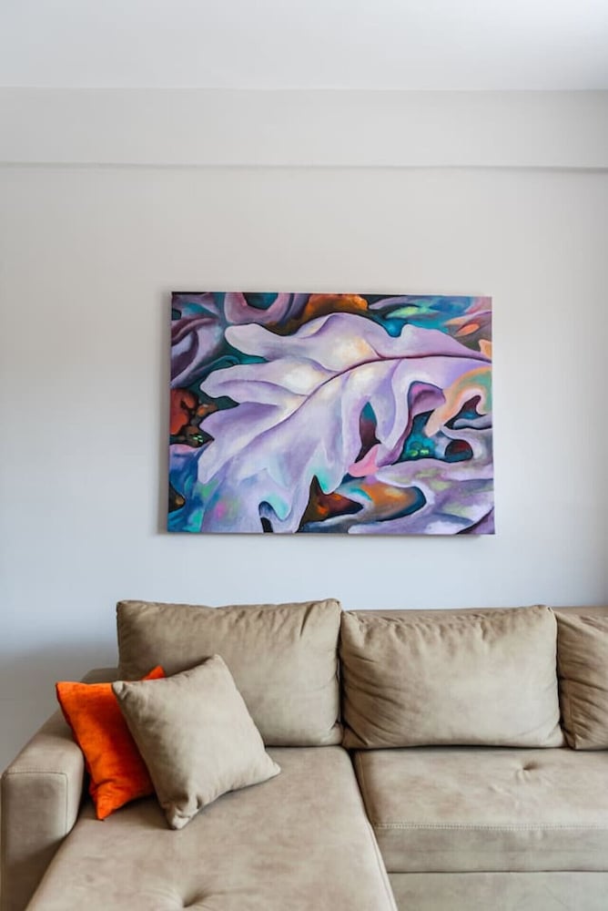 Elegant Stay in the City Center