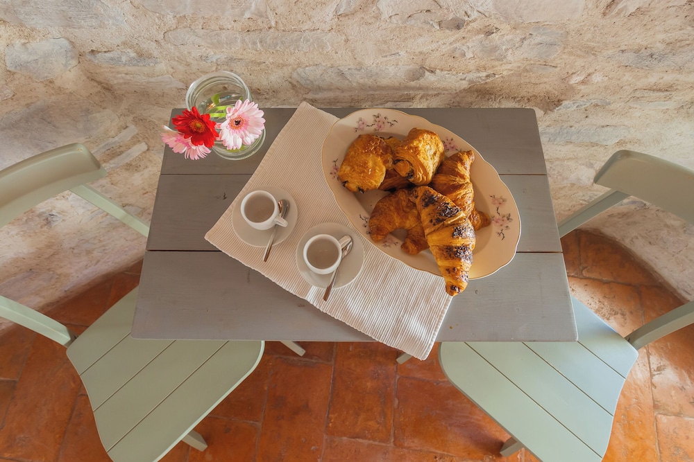 Antiche Mura by Rent all Como