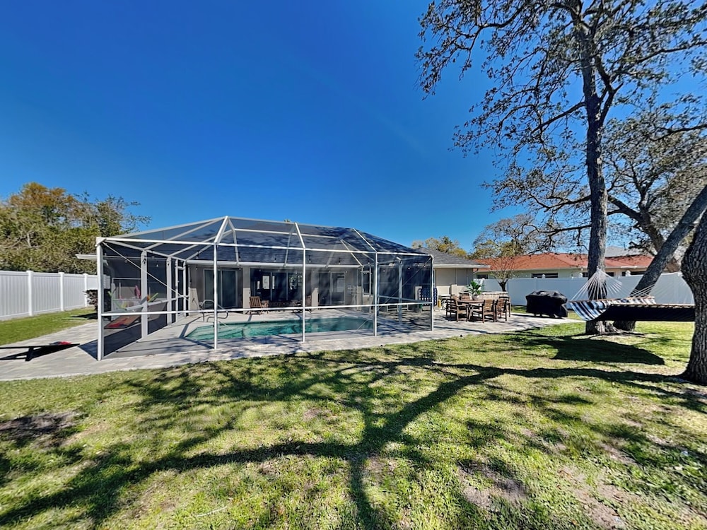 Shore Thing by Distinctive Beach Rentals