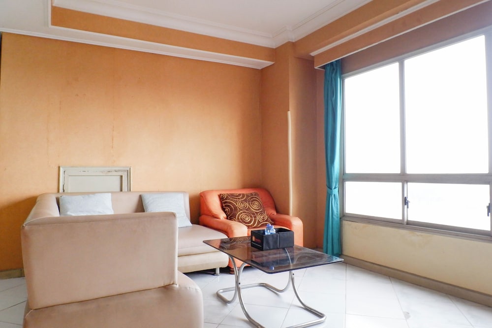 Best Deal 2Br Apartment At Taman Beverly