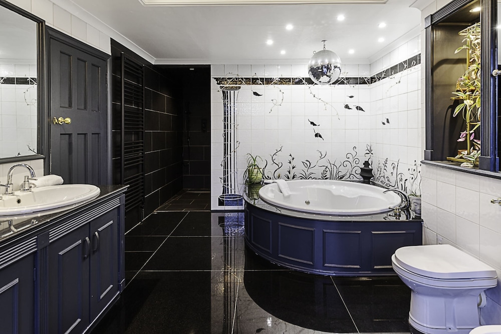Stunning 5 Bed House in Willesden Green!