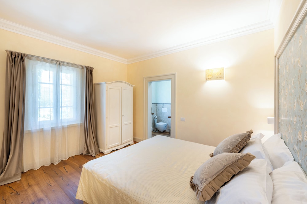 Borgo Sante Country House