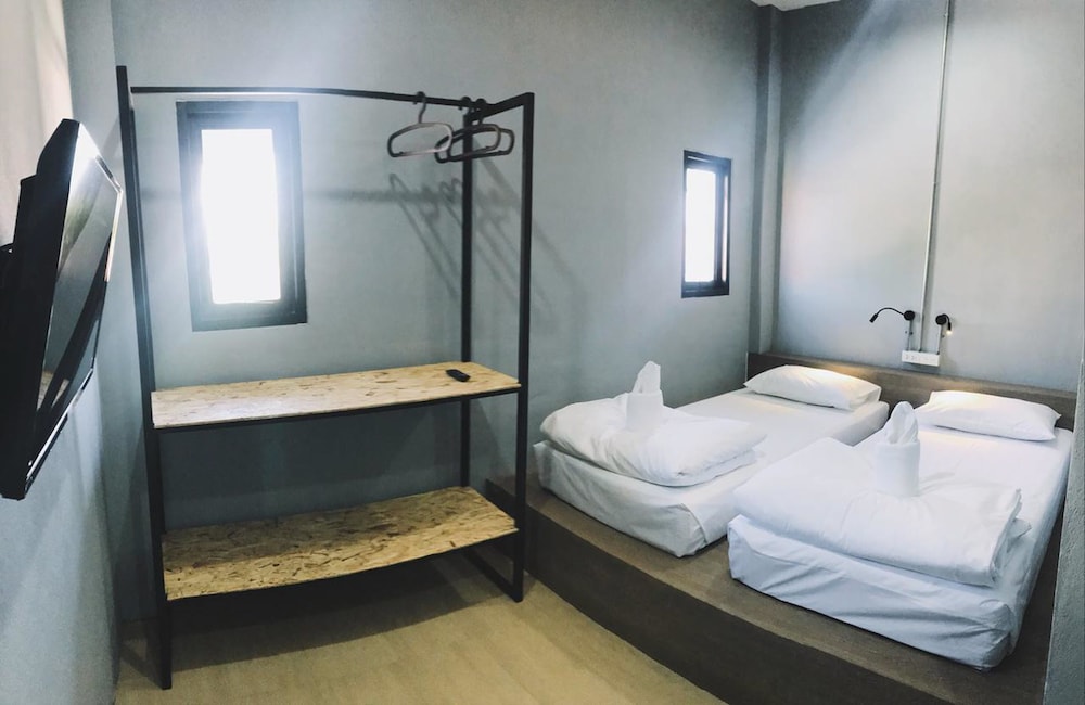 Bedbox Vientiane Hostel