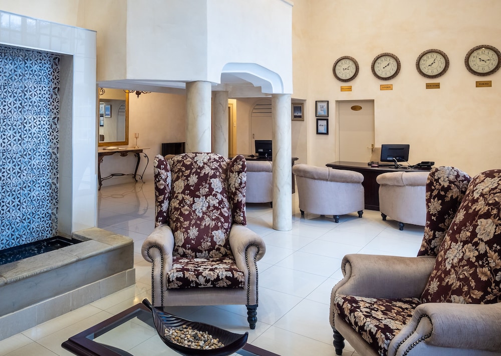 Johannesburg Vacations - 10 2nd Avenue Houghton Estate - Property Image 56
