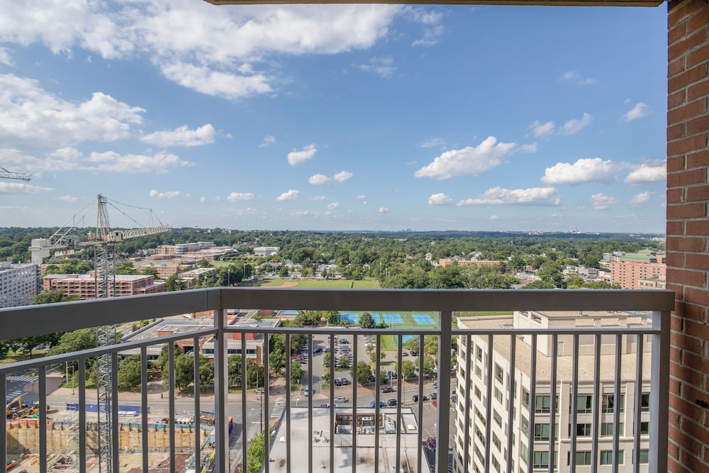 Apartments at the Heart of Arlington