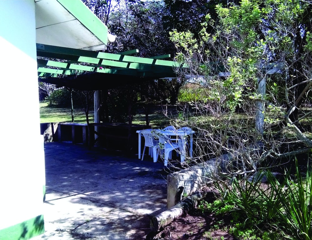 Villa Panorama Cove Rock view 4