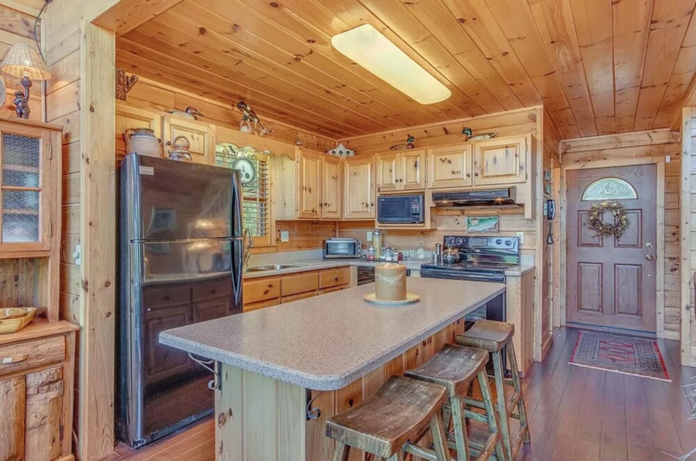 stayNantahala - Smoky Mountain Cabins