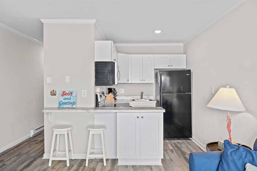 Steps to Sand! 3rd-floor North Topsail Beach Condo