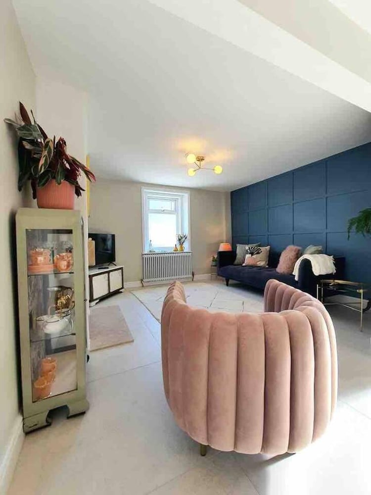 Harbourside - Luxury 2bed Cottage & Garden view 5