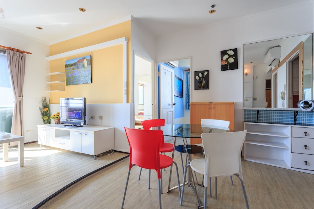 MB House