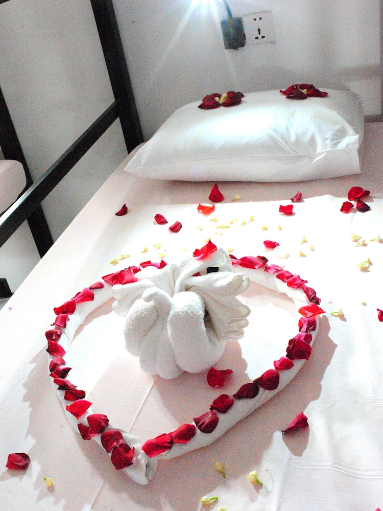 Kafu Hostel & Pool