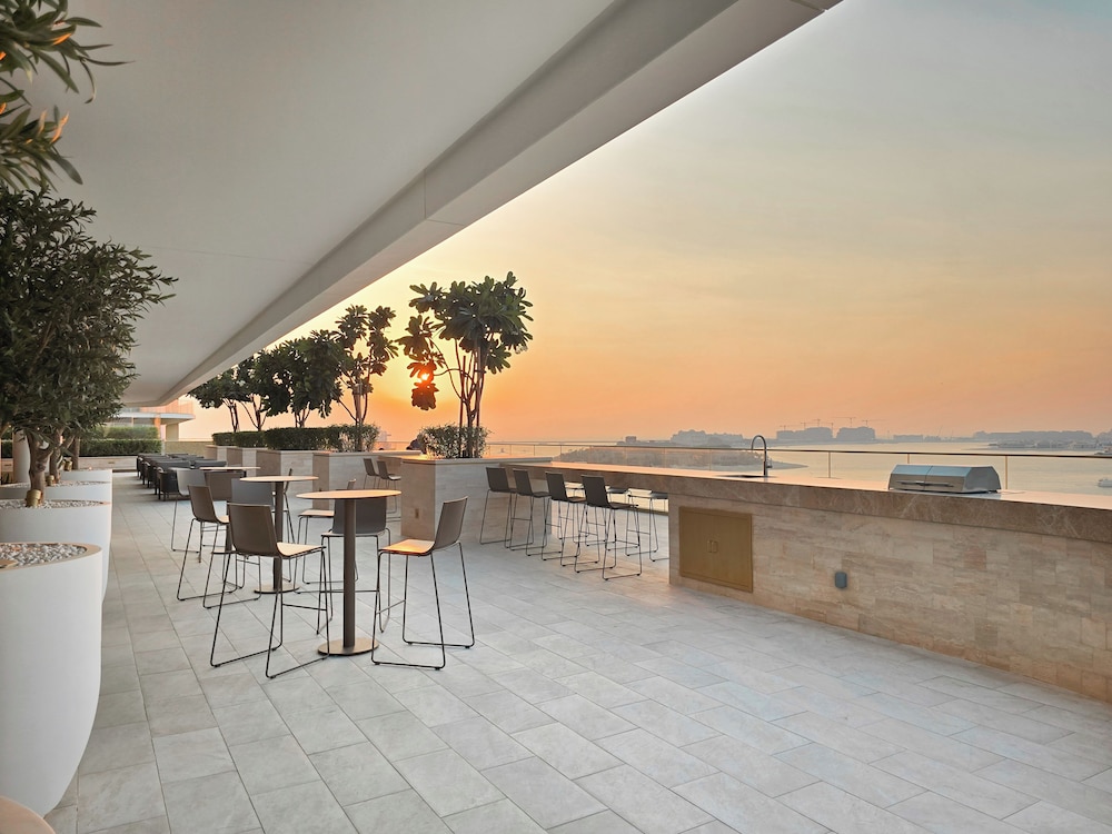 Easygo-luxury Beachfront 1bdr Grand Bleu