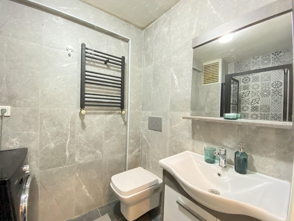Studio Flat Near Taksim Square in Beyoglu