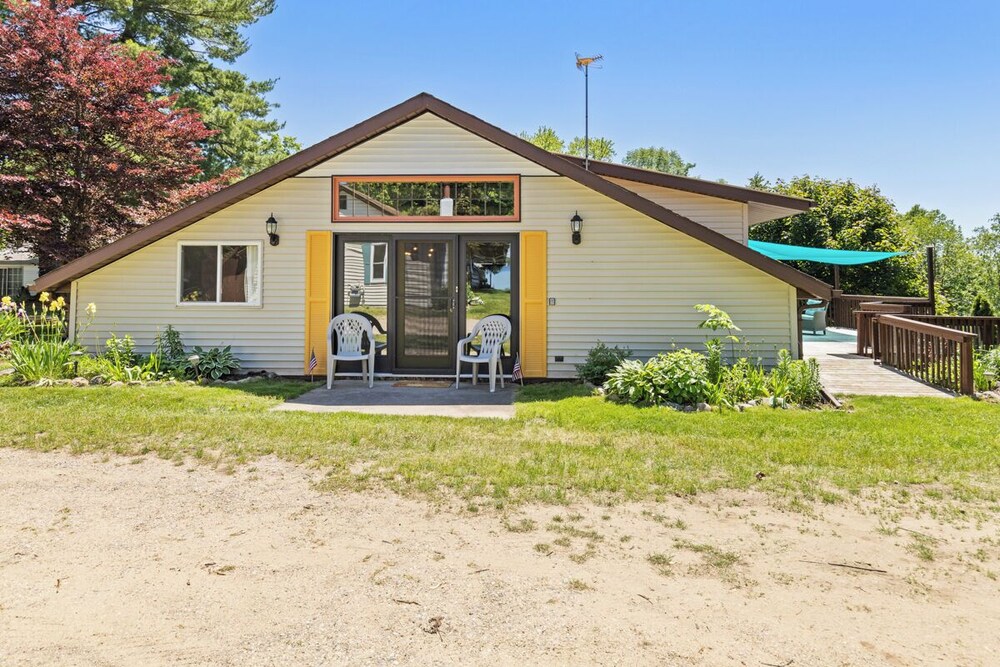 Chippewa Lake House
